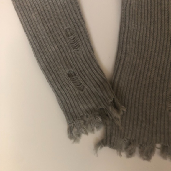 SEN1 Distressed, Cashmere Blend, Ribbed Sweater small to med fit - Picture 4 of 12